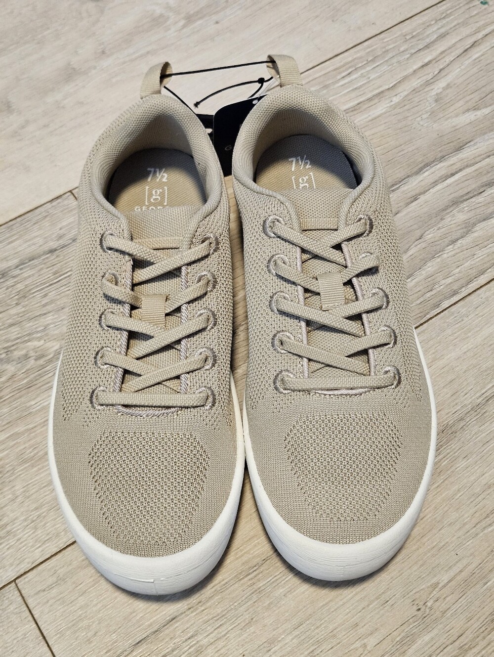 George Men's Knit Sneaker Khaki Size 7.5 NWT Low Top Comfort Shoes